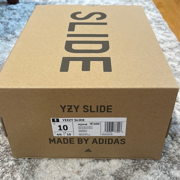 Adidas Yeezy Slide - Black, Onyx, Deadstock (DS) - Picture 6 of 8